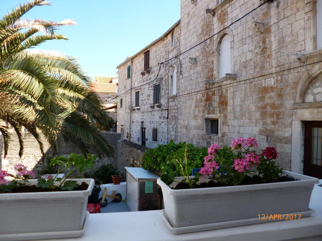 Apartments Haracic Hvar Town Exterior foto